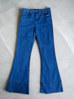 MARFINNO DENIM Flare Leg High Waist Jeans Size 30